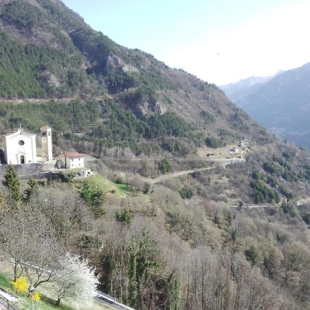 Locanda Dei Castellani Castel Condino Luaran gambar