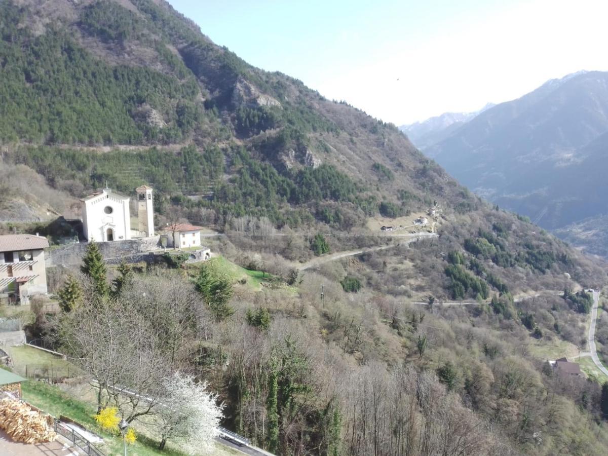 Locanda Dei Castellani Castel Condino Luaran gambar
