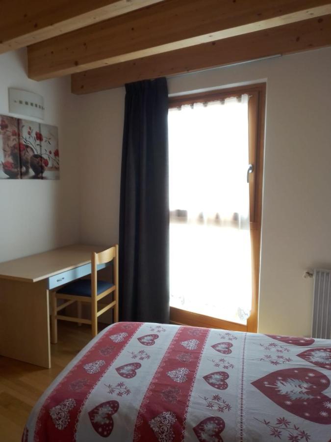 Locanda Dei Castellani Castel Condino Luaran gambar